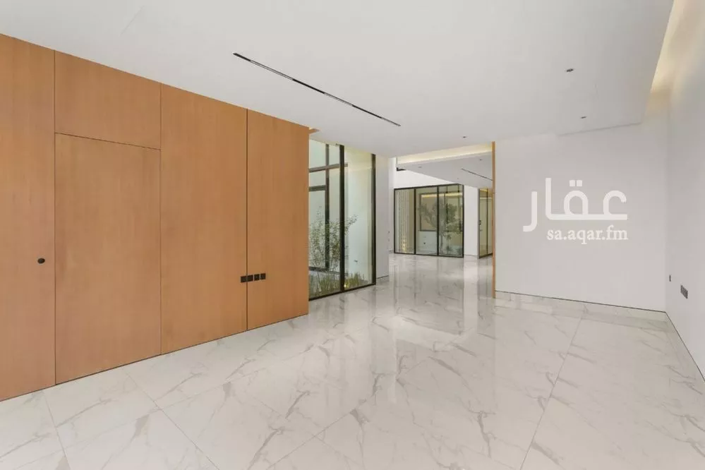 فيلا 5 غرف في النرجس 2