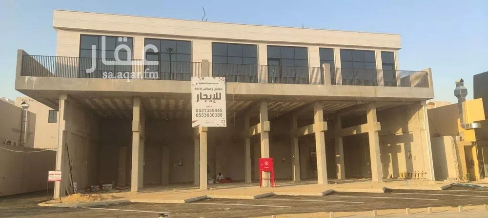 900 sqm shop in Tuwaiq