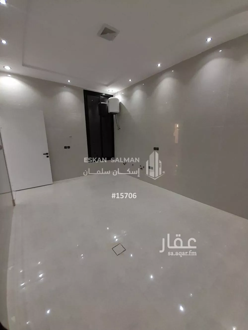 فيلا 9 غرف في الجنادرية 3