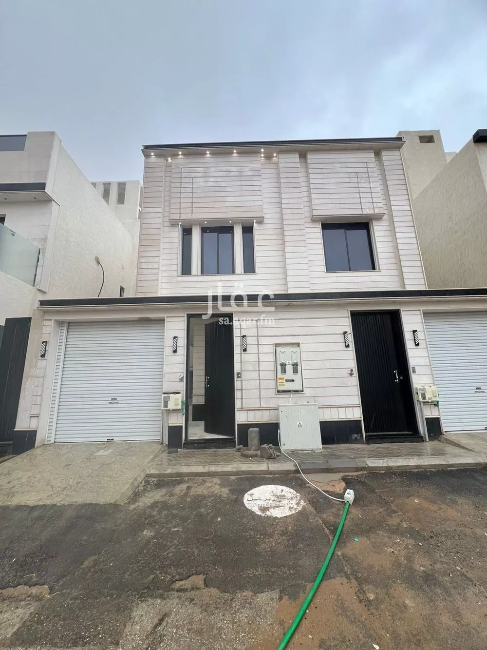 شقة 5 غرف في الجنادرية 1