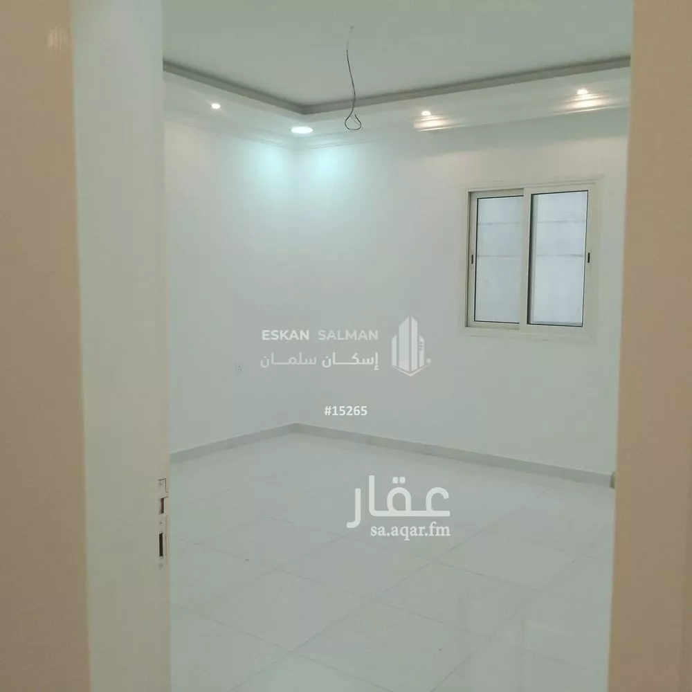 شقة 6 غرف في النور 5