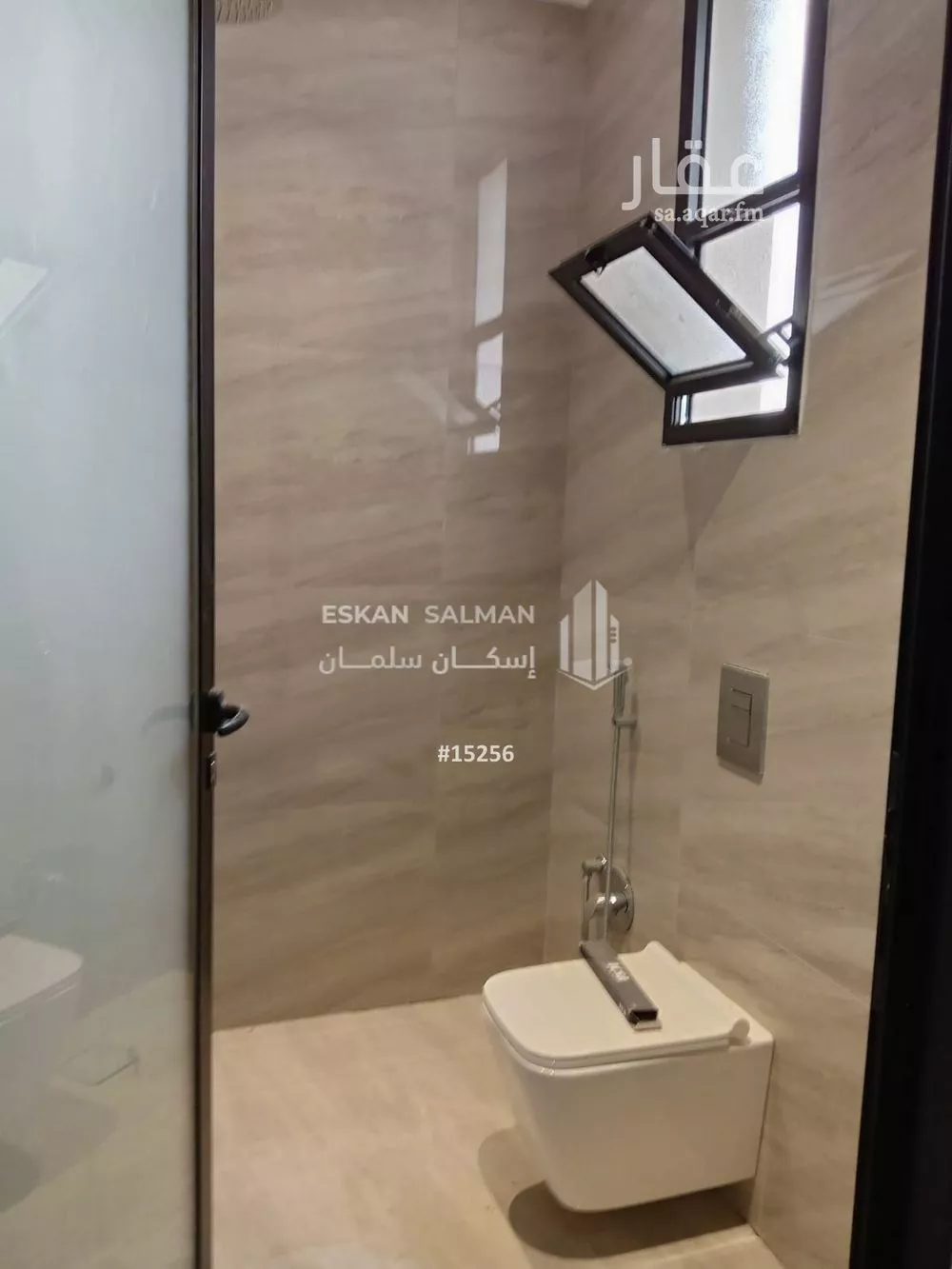 فيلا 9 غرف في ديراب 4