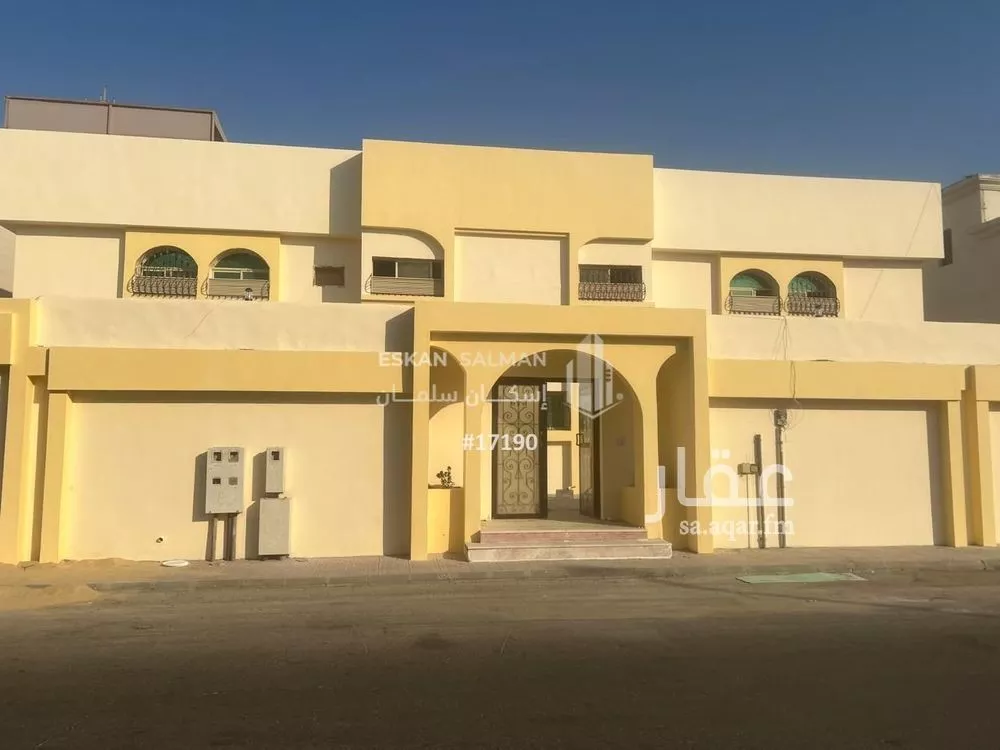 فيلا 17 غرف في بدر 1