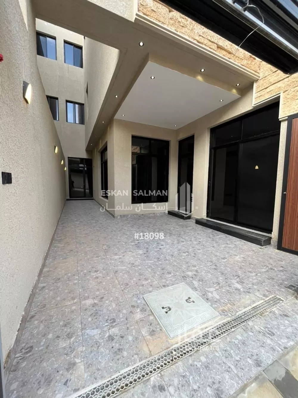 فيلا 8 غرف في الرمال 4