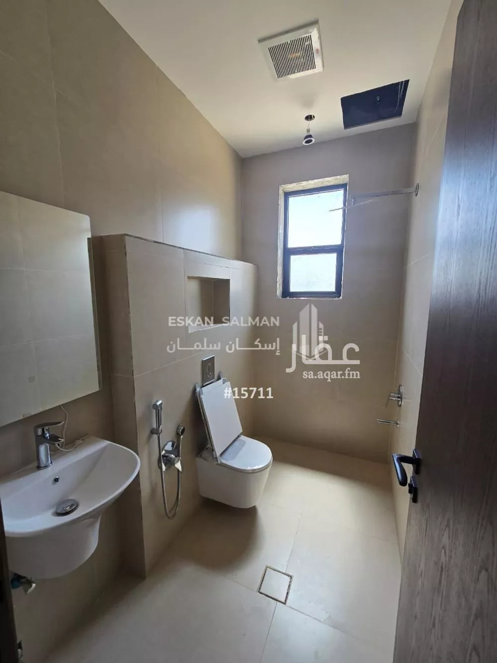 6 bedroom apartment in Al Yarmouk 5