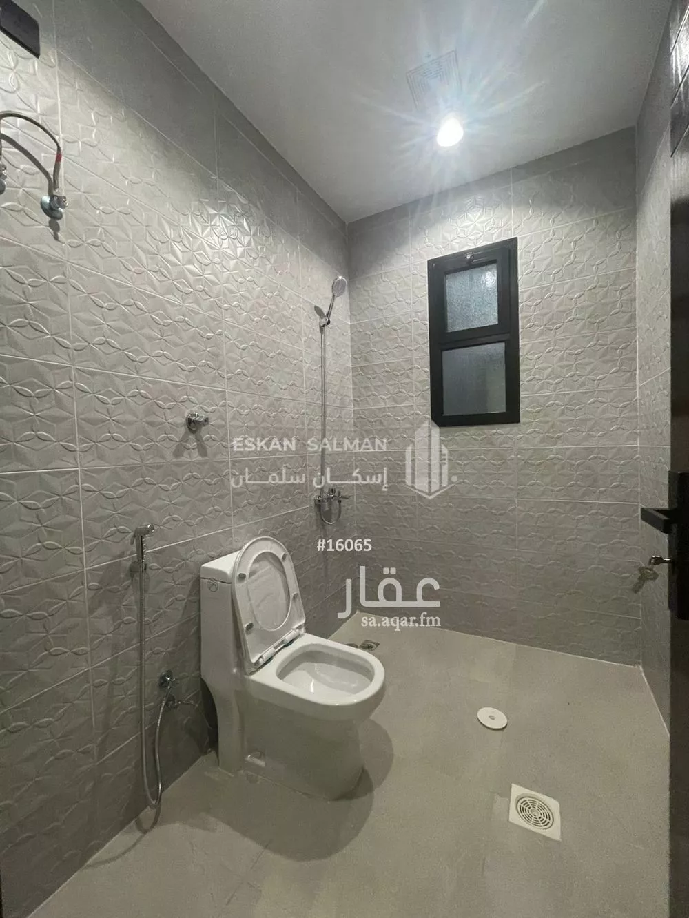 فيلا 5 غرف في بحرة 4