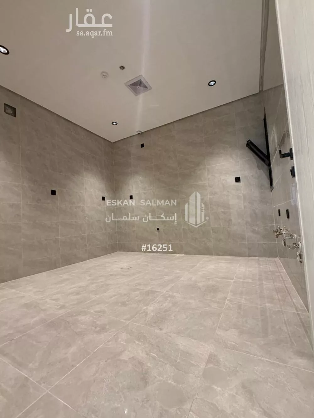 شقة 5 غرف في الحمرا 2