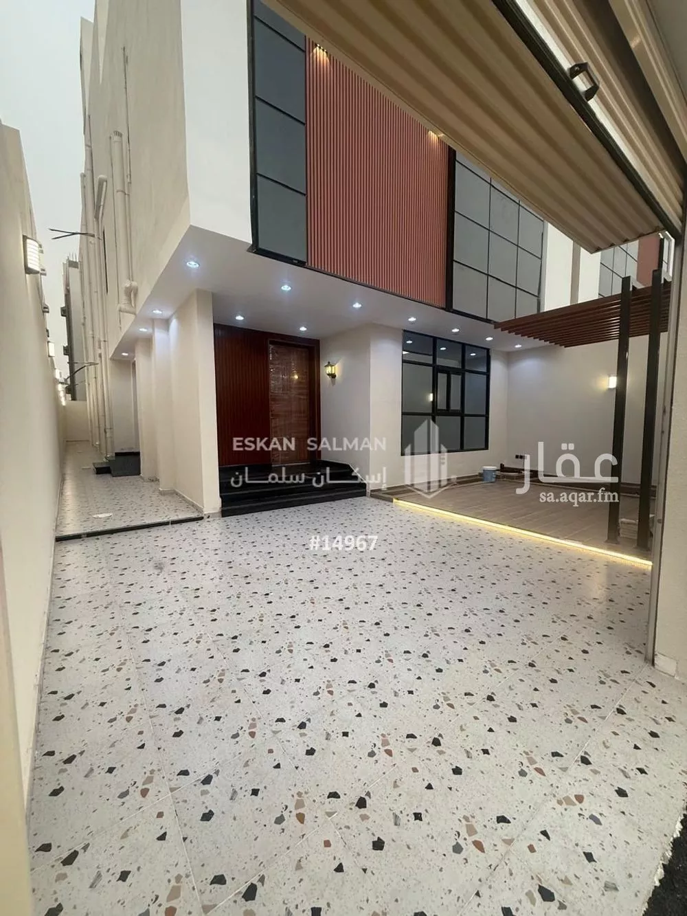 فيلا 8 غرف في الملك فهد 1