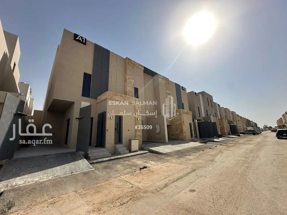 شقة 5 غرف في عكاظ 3