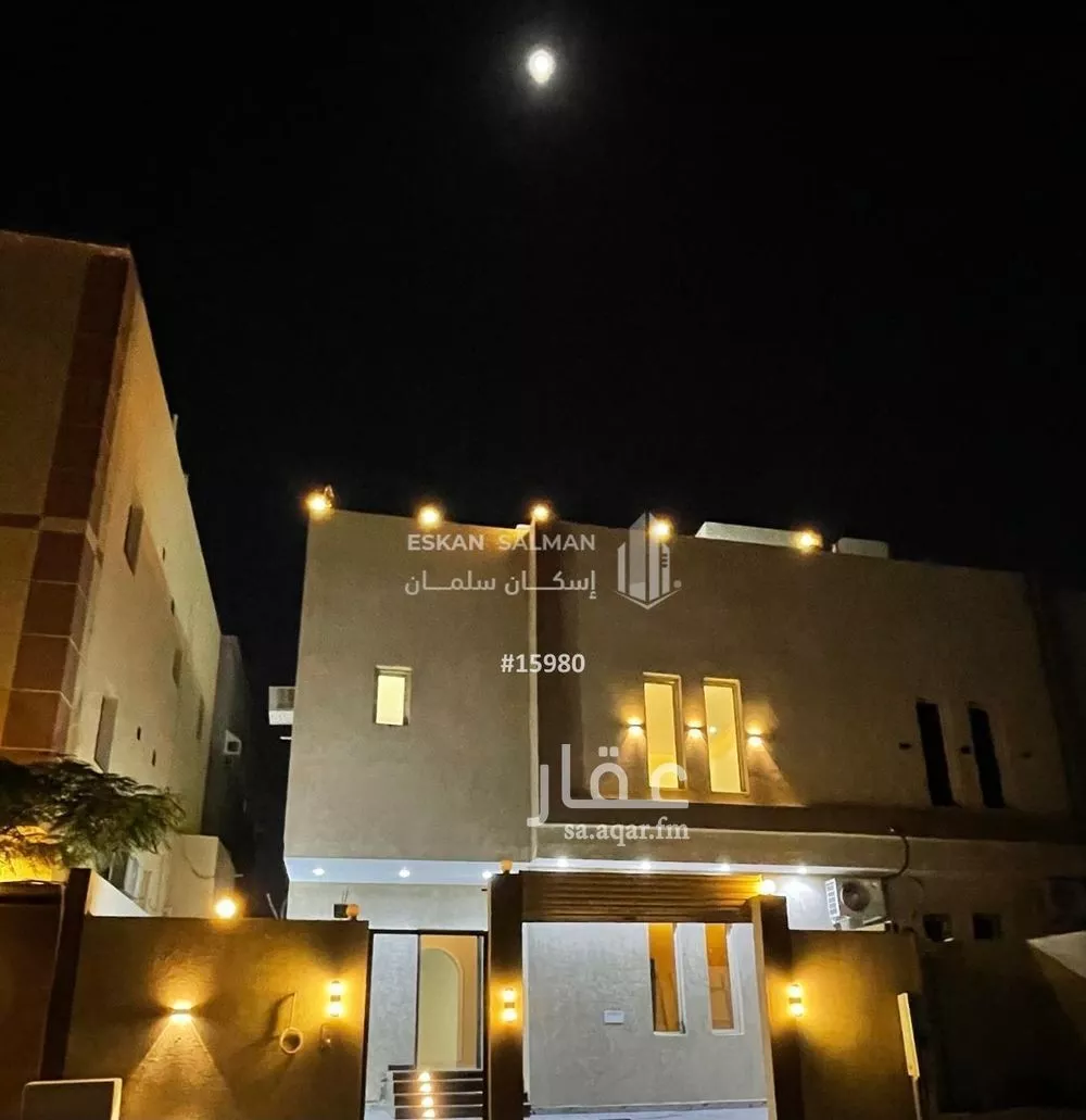 فيلا 7 غرف في القرينة 1