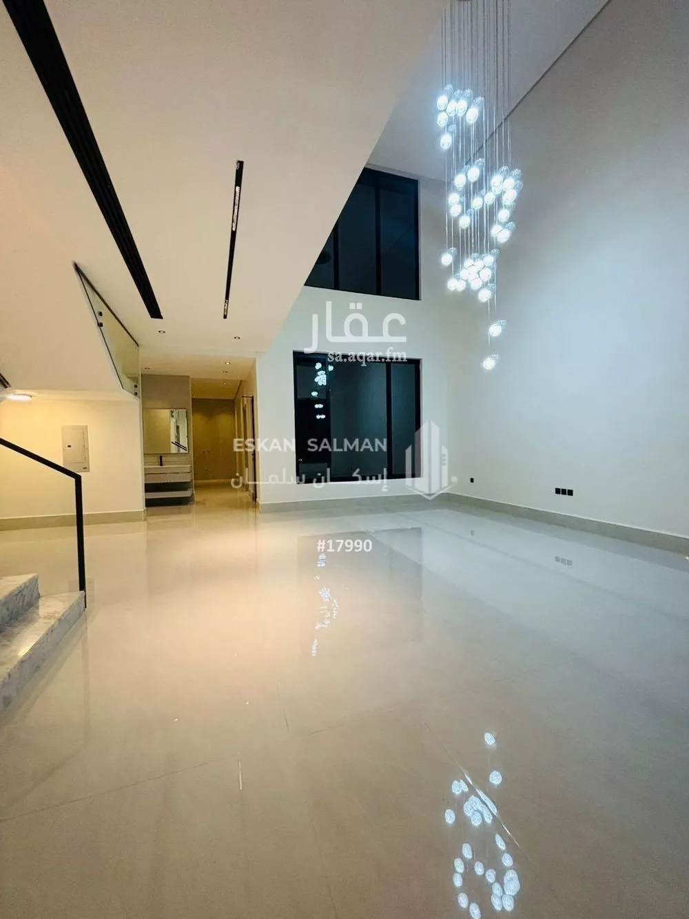 فيلا 6 غرف في السيف 3