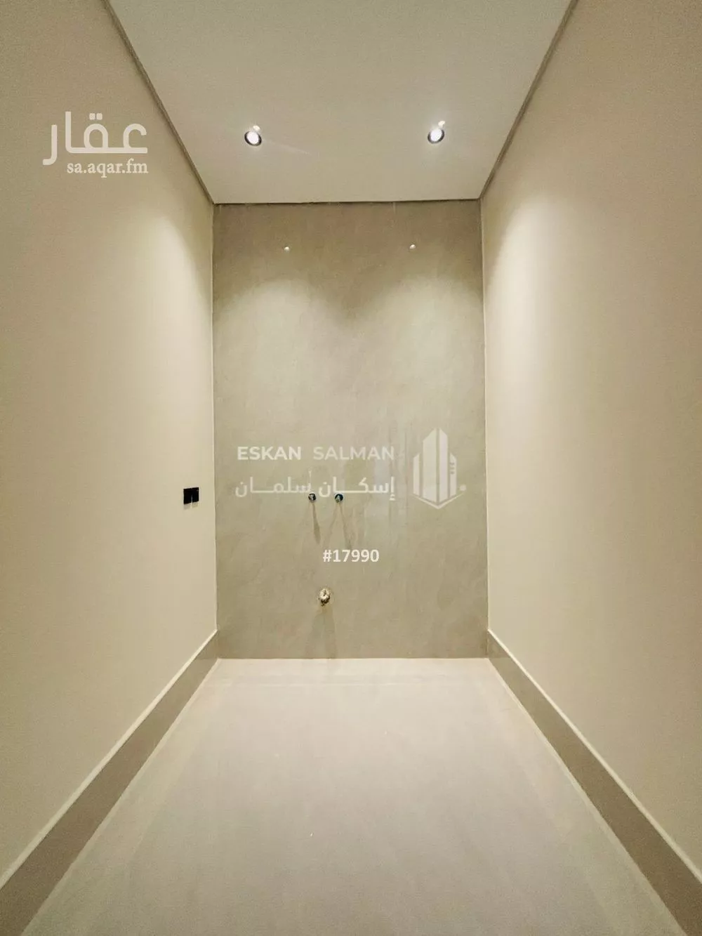 فيلا 6 غرف في السيف 5