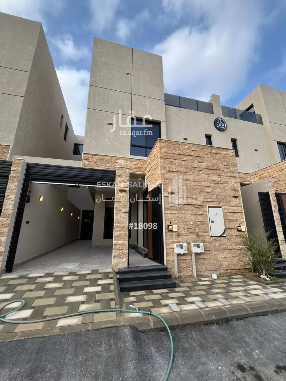 فيلا 8 غرف في الرمال 1