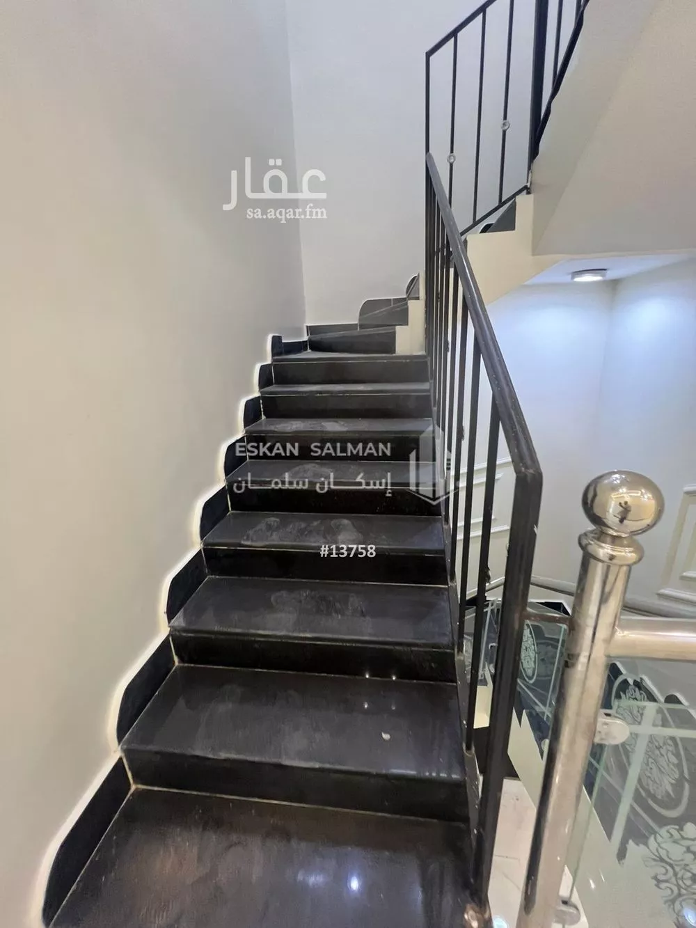 فيلا 11 غرف في الرمال 5