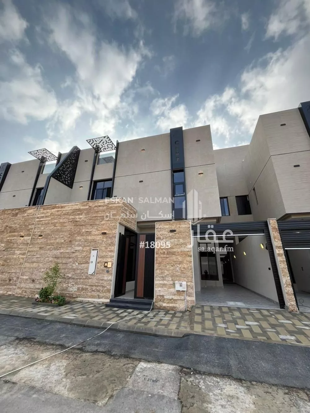 فيلا 10 غرف في الرمال 2