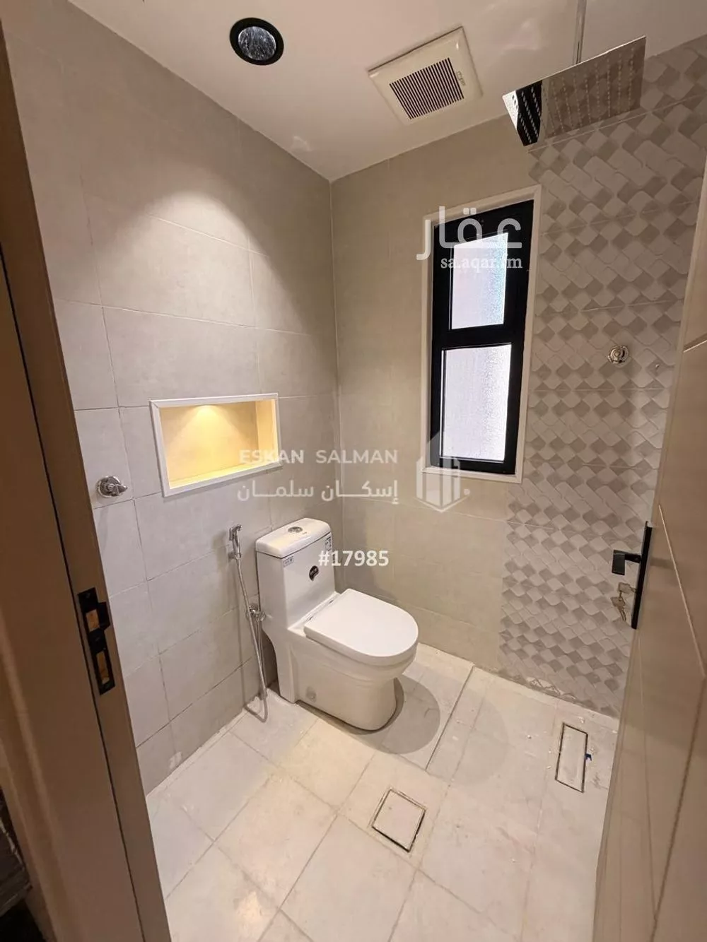 شقة 5 غرف في البحيرات 4