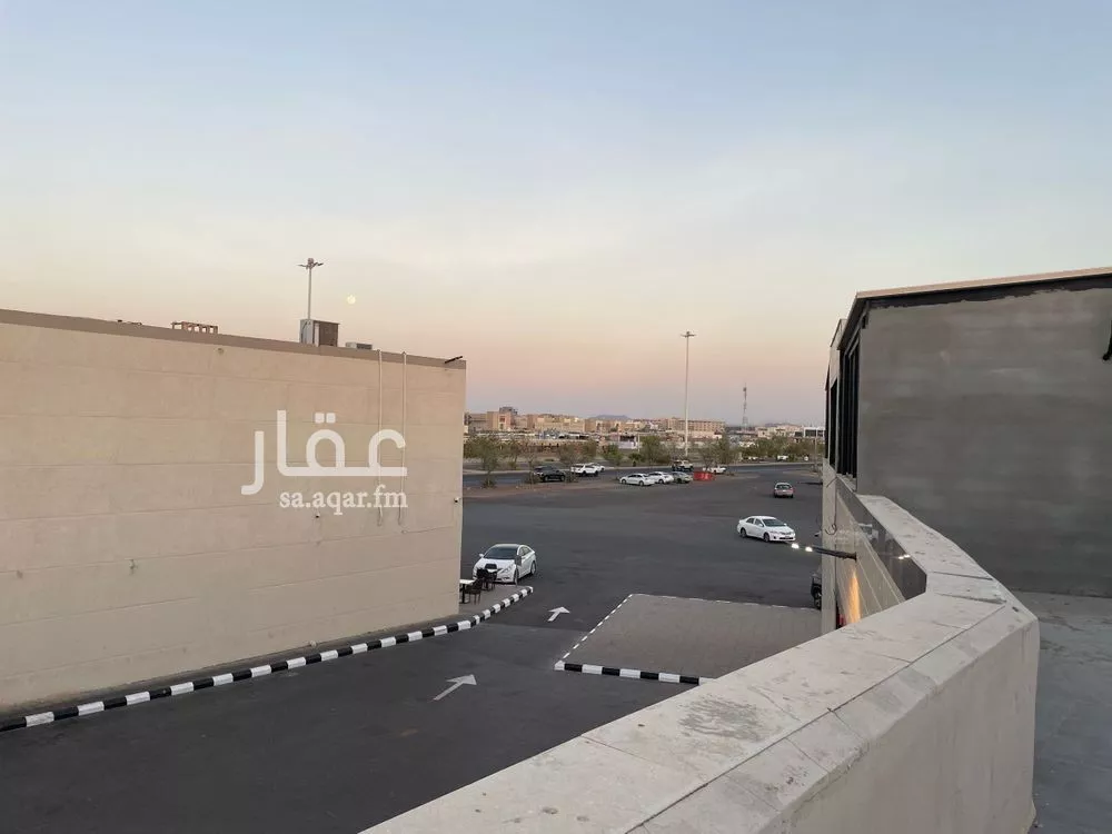 shop in King Fahd, Madinah 7