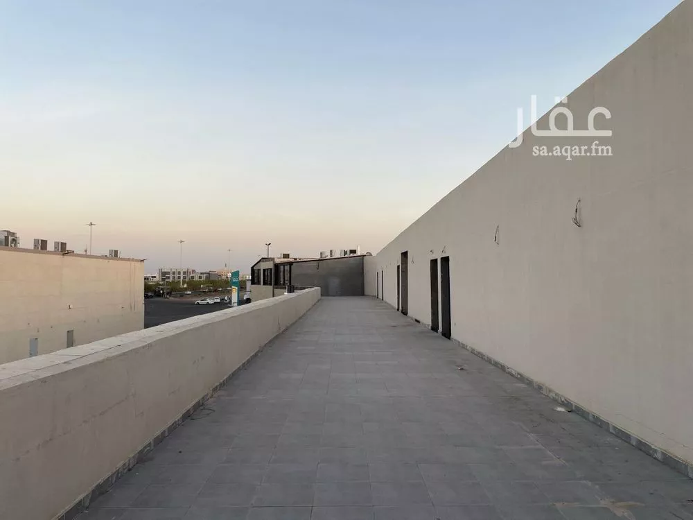 shop in King Fahd, Madinah 6