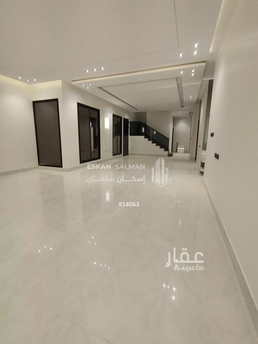 فيلا 8 غرف في الجنادرية 3