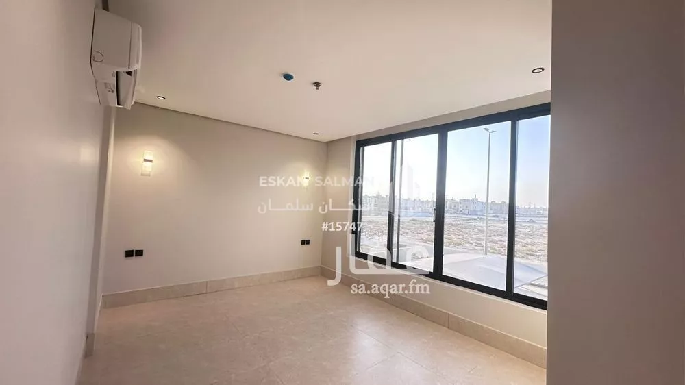 شقة 6 غرف في ضاحية الملك فهد 3