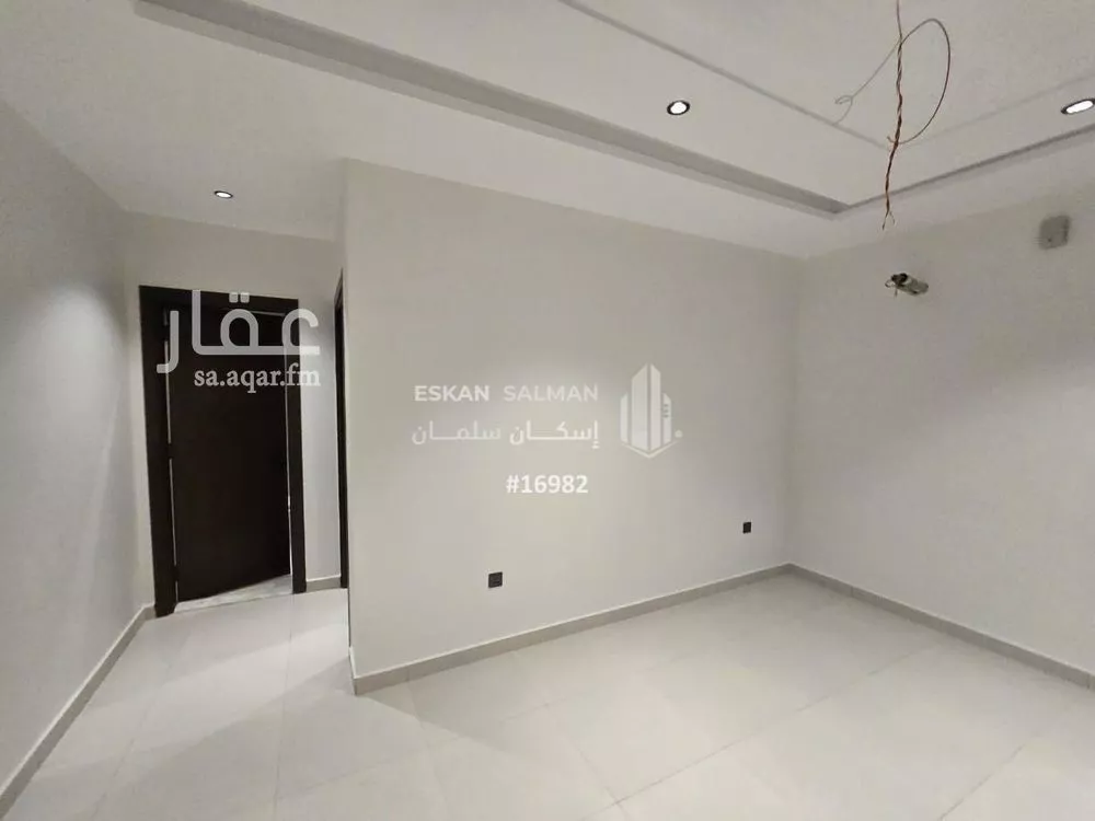 شقة 4 غرف في الواحة 4