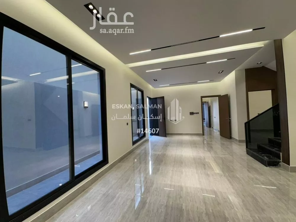 فيلا 12 غرف في الرمال 4