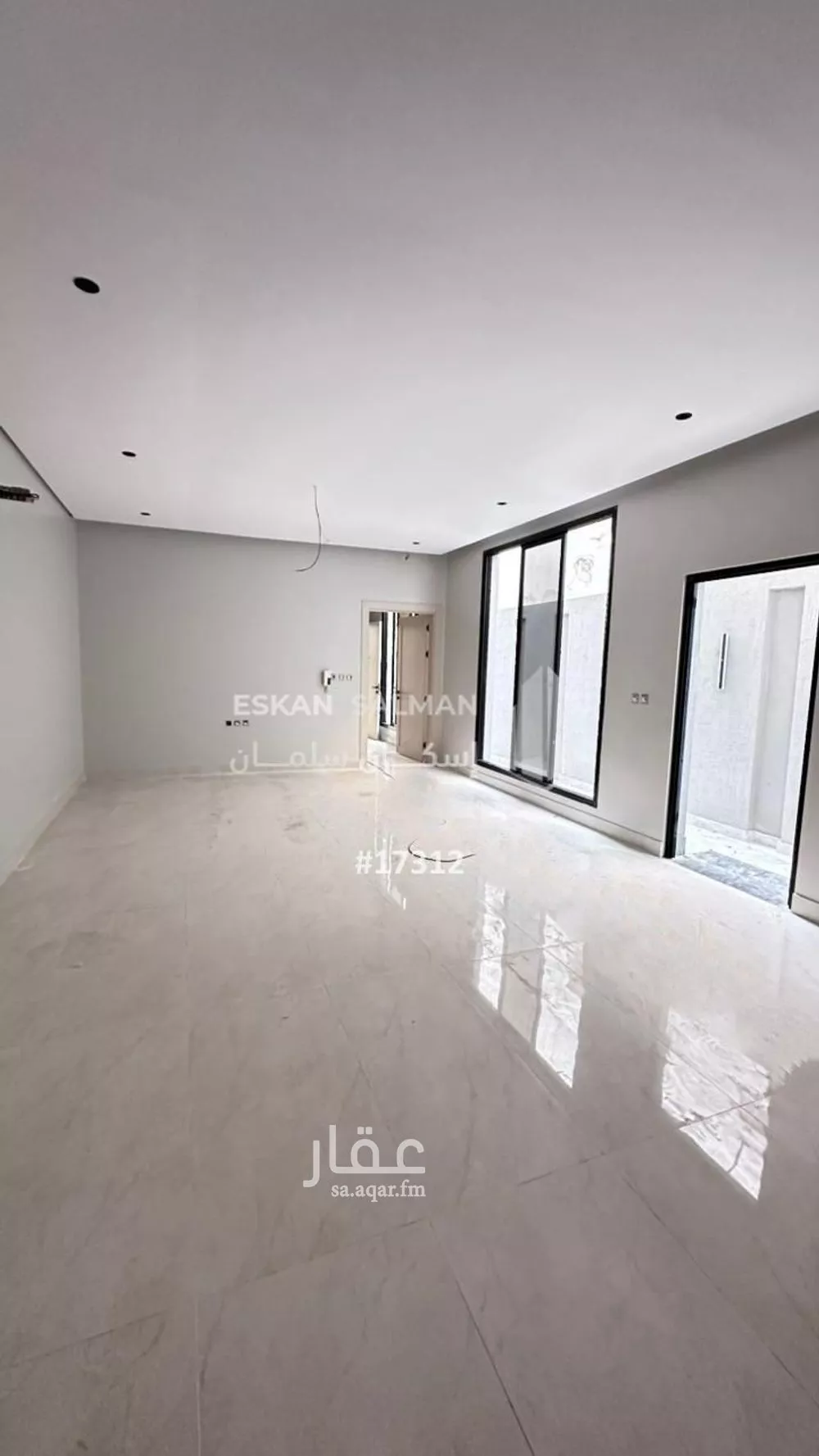 فيلا 7 غرف في العقيق 4