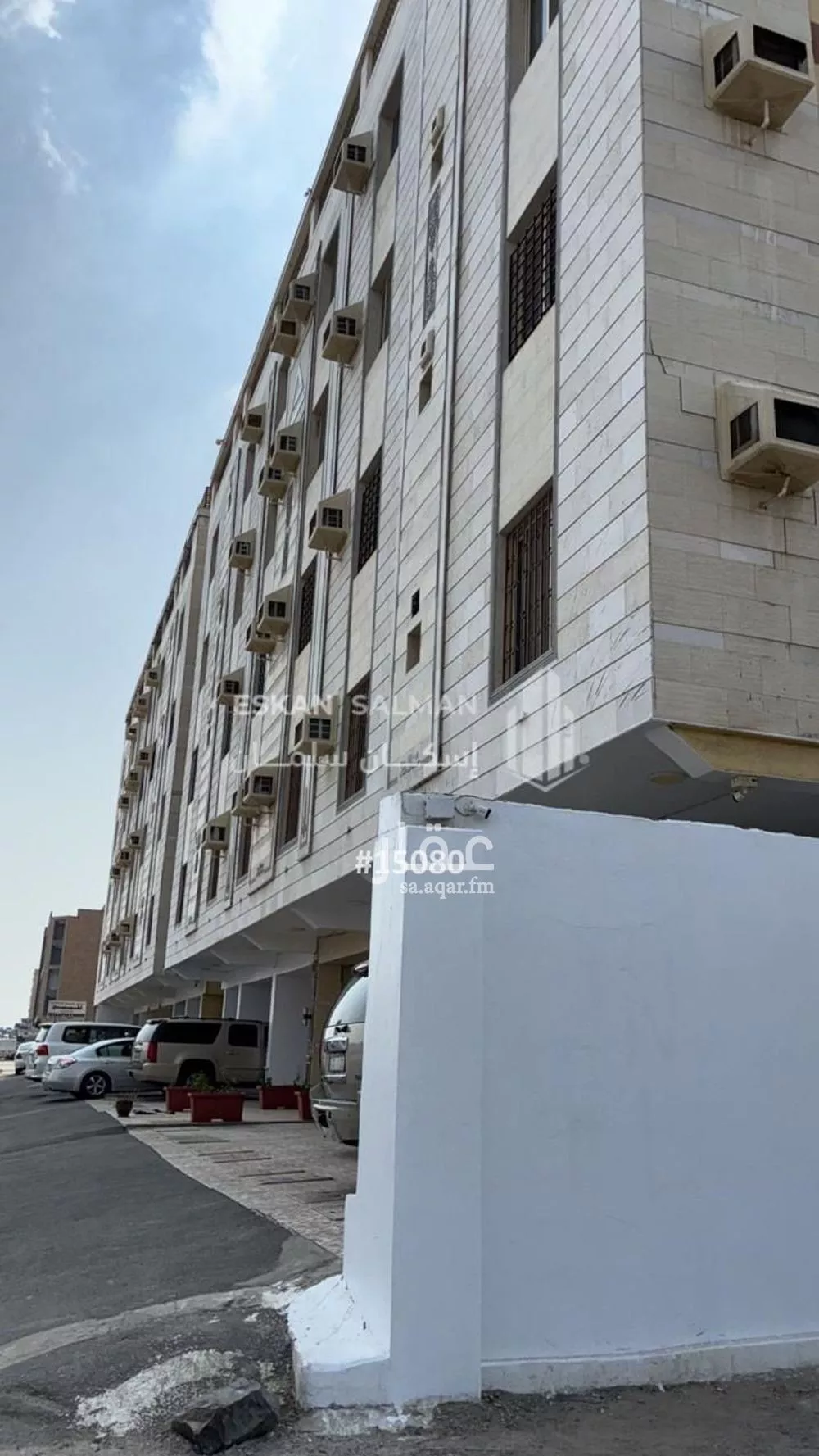 شقة 6 غرف في الاميرعبدالمجيد 1