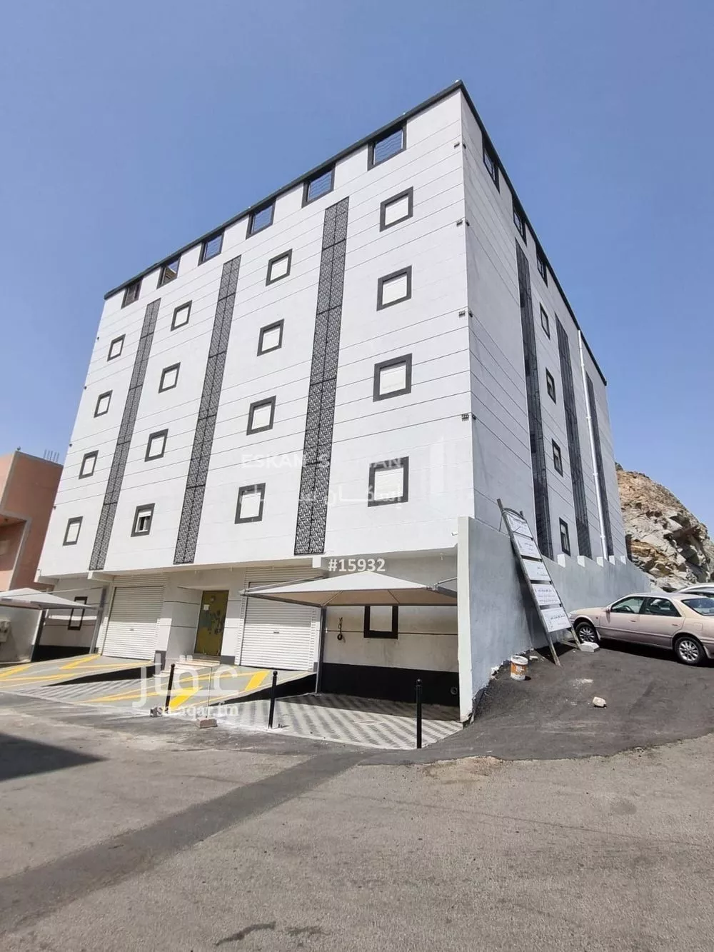 شقة 5 غرف في البحيرات 1