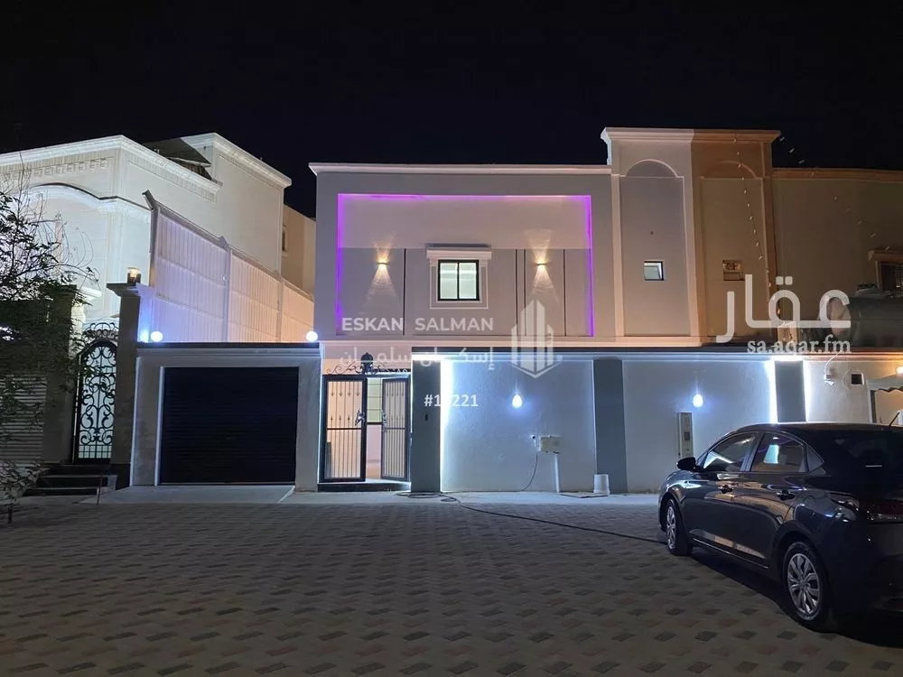 فيلا 9 غرف في ضاحية الملك فهد 1