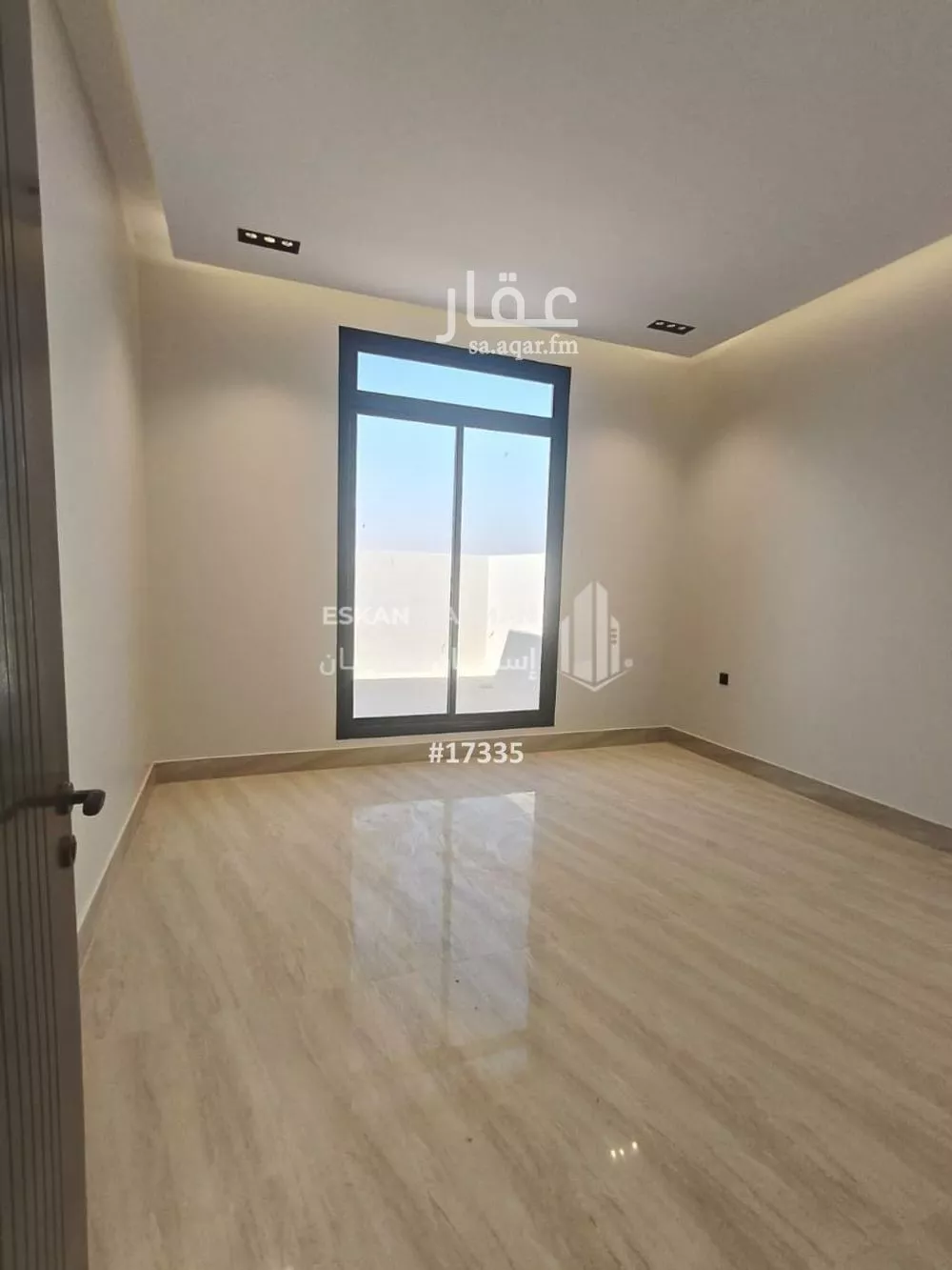 شقة 5 غرف في الرمال 3