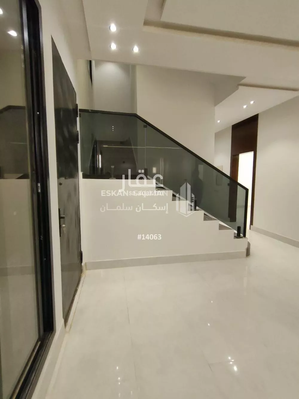 فيلا 8 غرف في الجنادرية 2