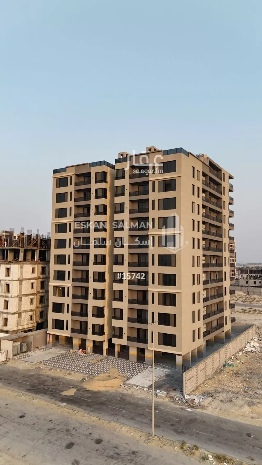 شقة 5 غرف في ضاحية الملك فهد 1