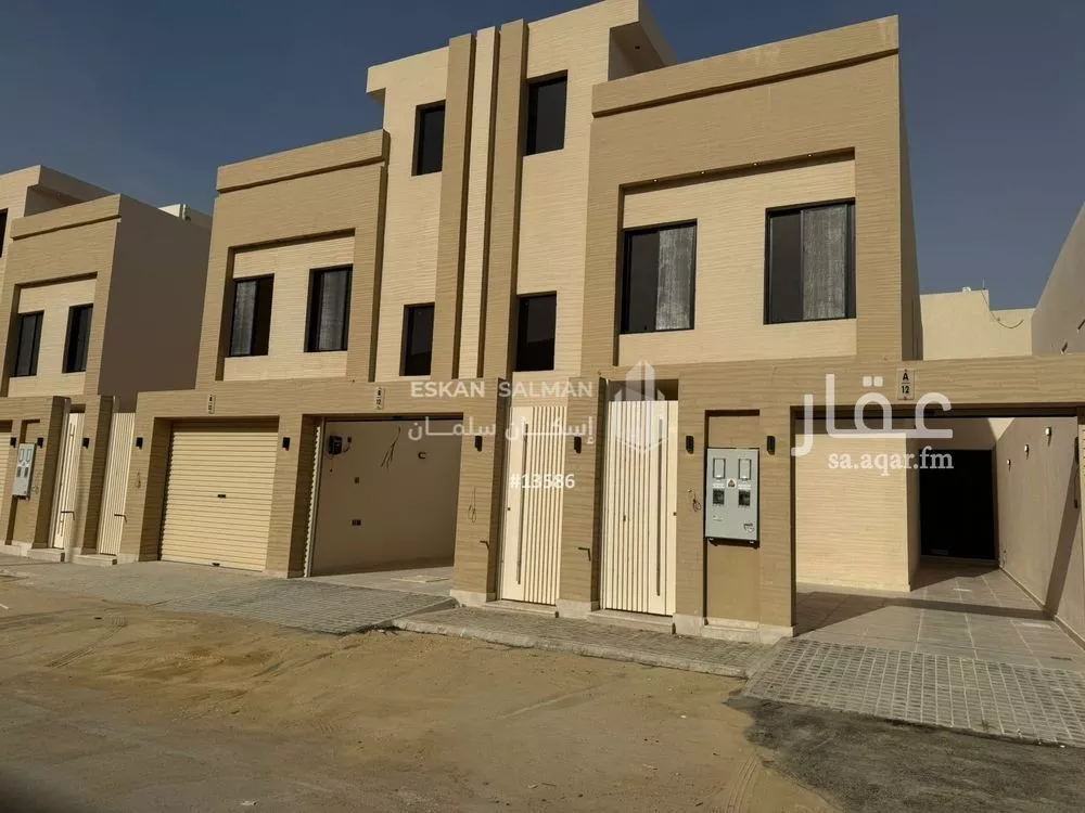 فيلا 6 غرف في عكاظ 1