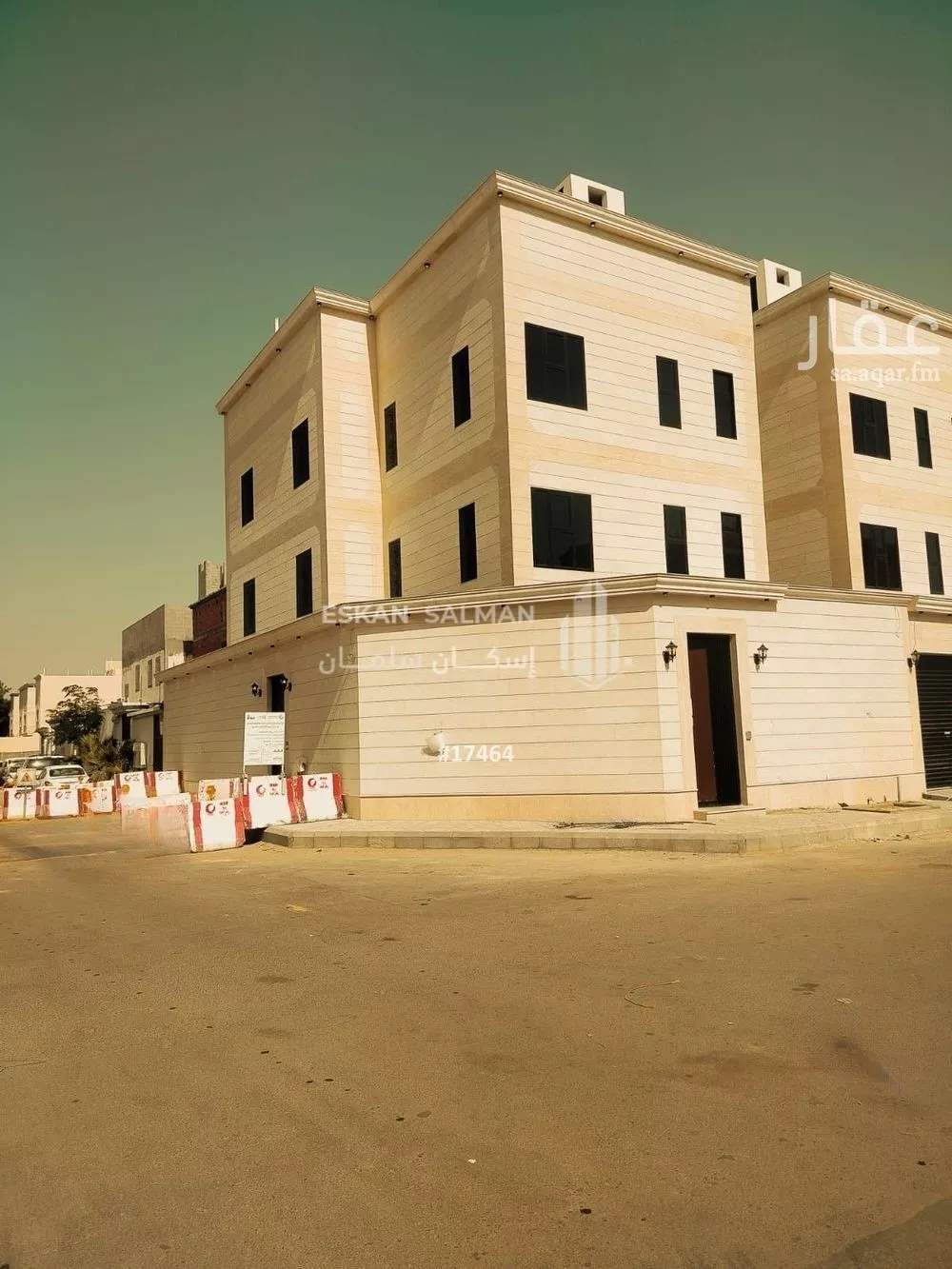 فيلا 7 غرف في السلام 1