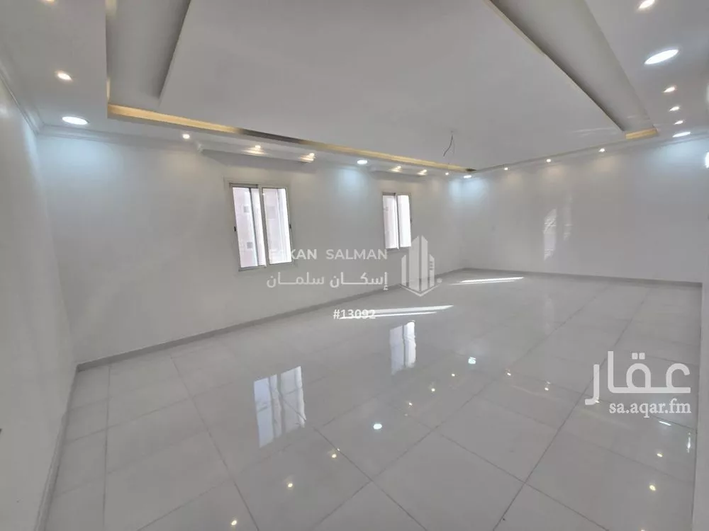 شقة 6 غرف في النور 4