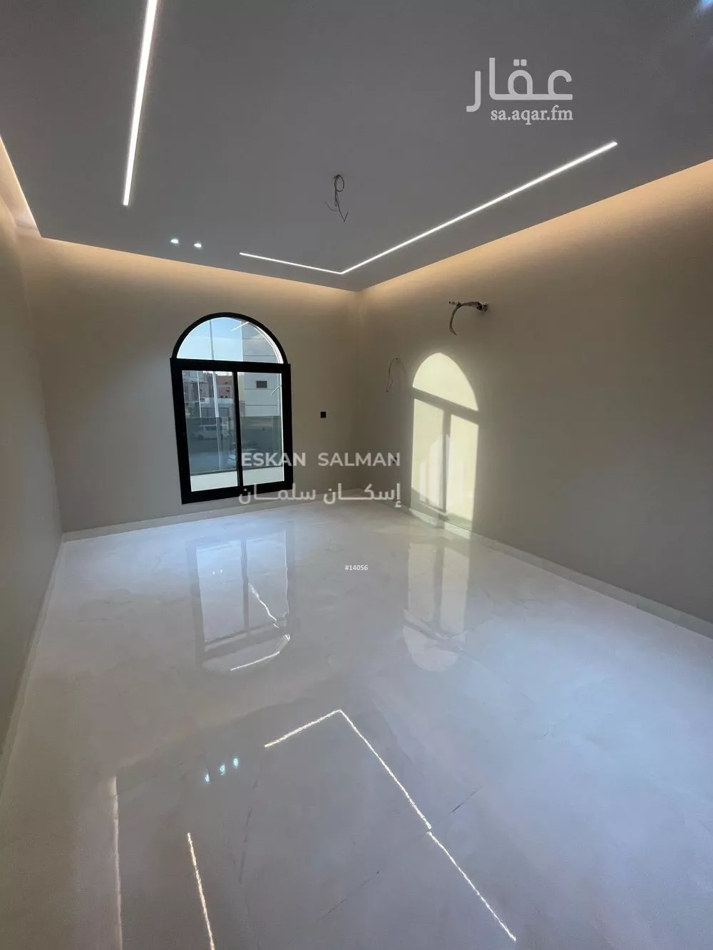 فيلا 9 غرف في الملك فهد 3