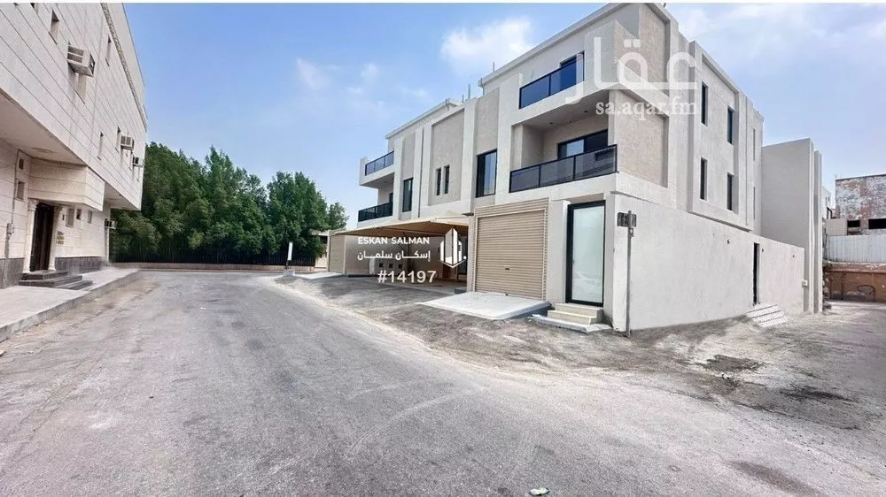 شقة 5 غرف في الامير محمد بن سعود 1