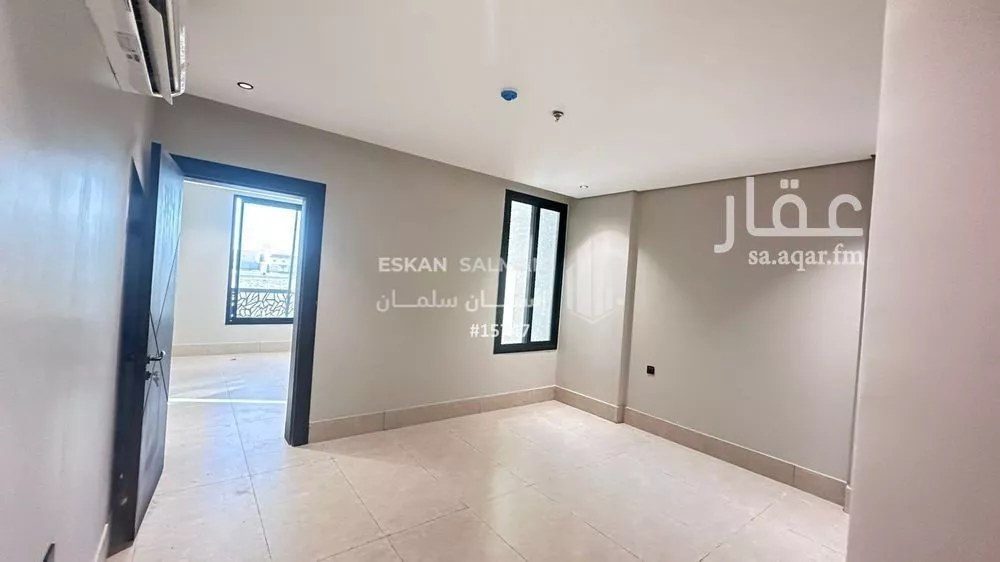 شقة 6 غرف في ضاحية الملك فهد 4