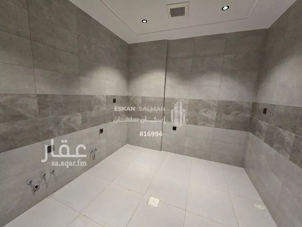 شقة 5 غرف في الواحة 5