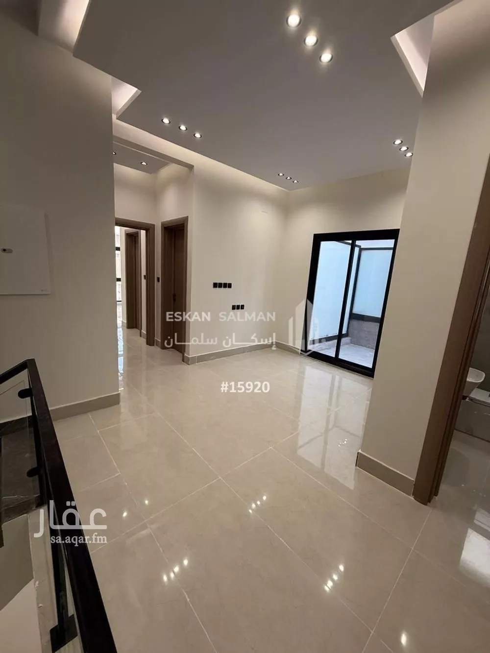 فيلا 9 غرف في الشرق 2