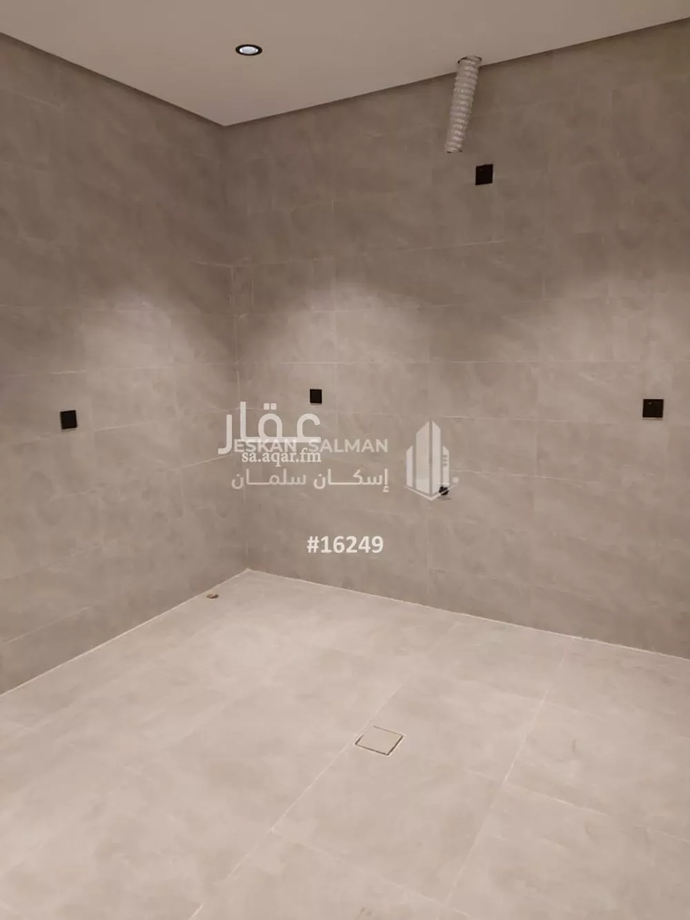 6 bedroom apartment in Al Hamra 3