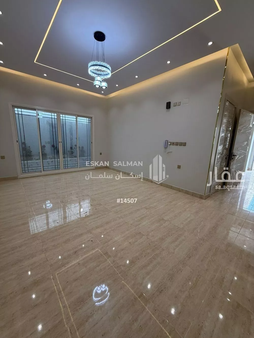 دور 6 غرف في نبلاء 3