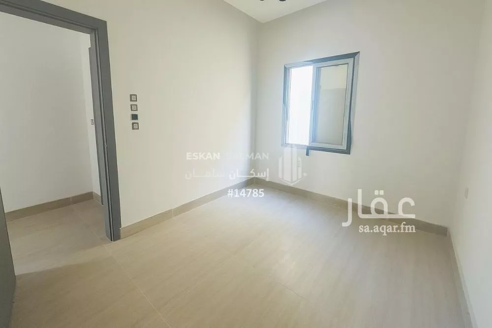 فيلا 5 غرف في ضاحية الملك فهد 5