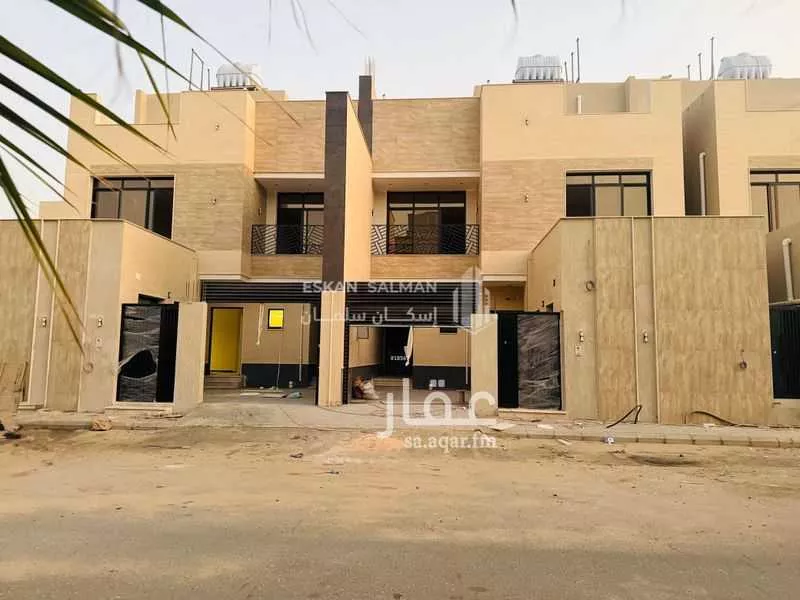 فيلا 8 غرف في الملك فهد 1