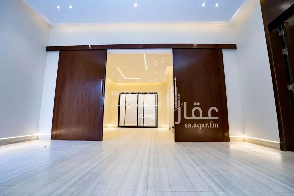 شقة 5 غرف في الرمال 5