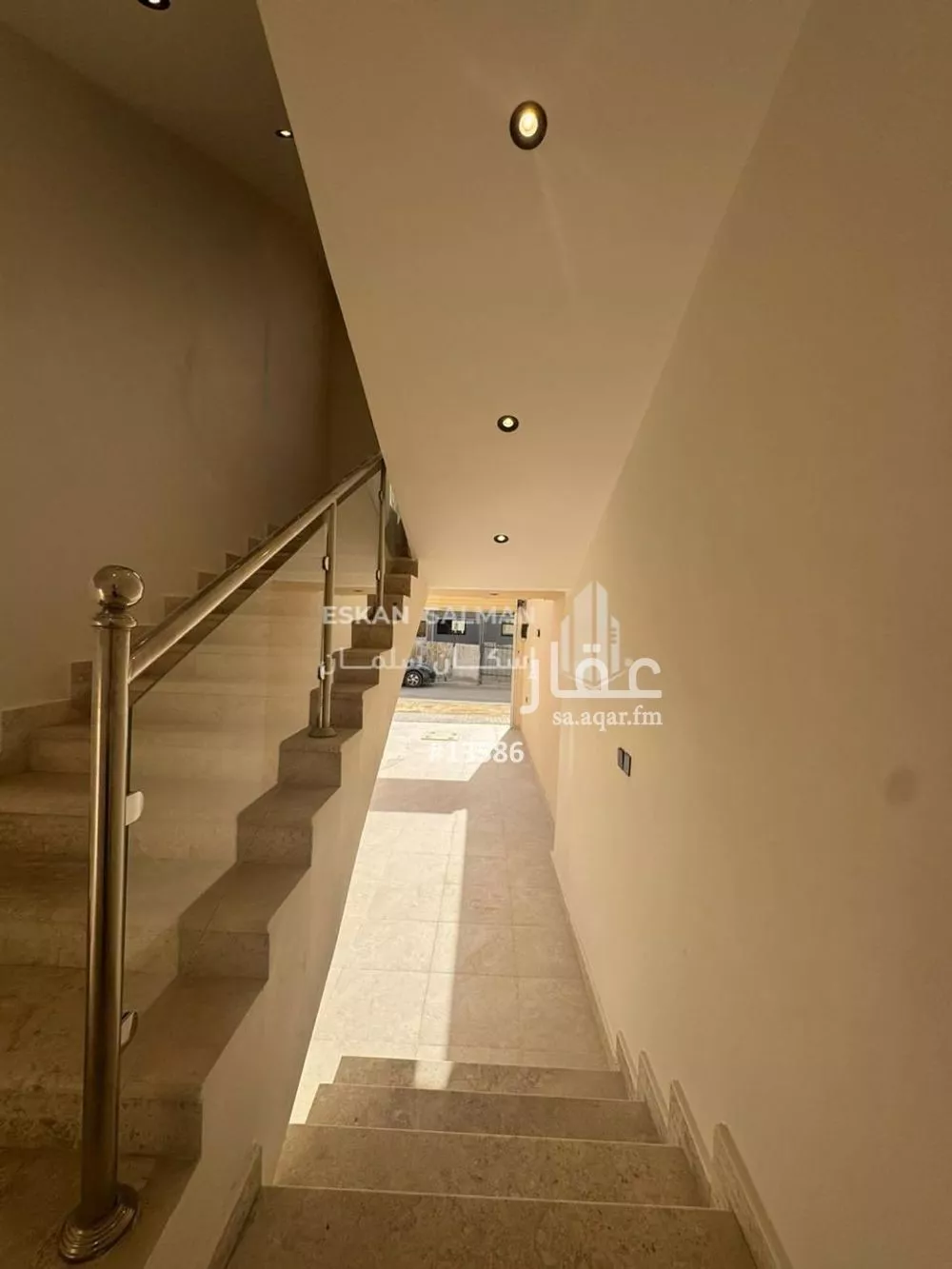 فيلا 6 غرف في عكاظ 3