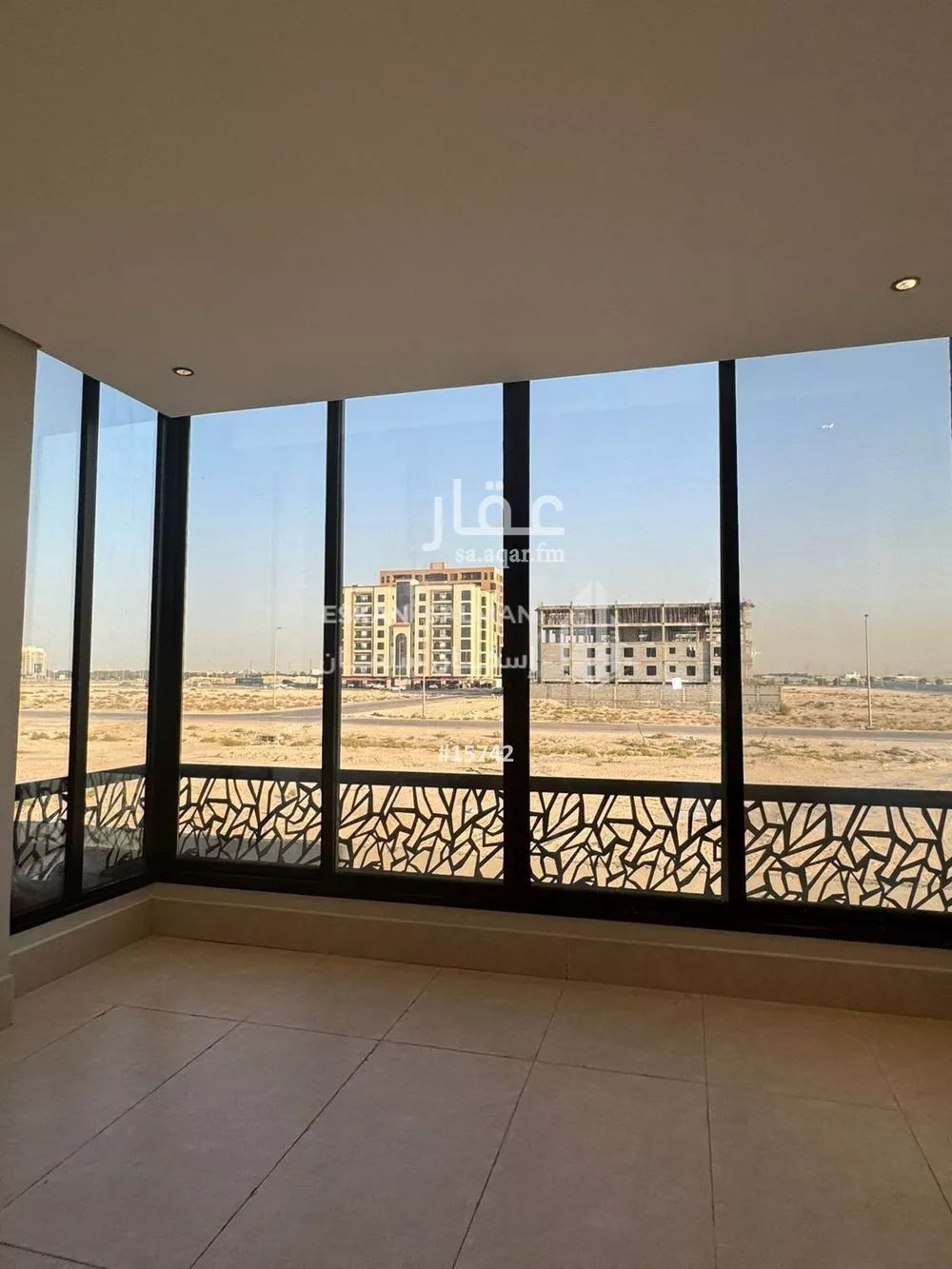 شقة 5 غرف في ضاحية الملك فهد 3