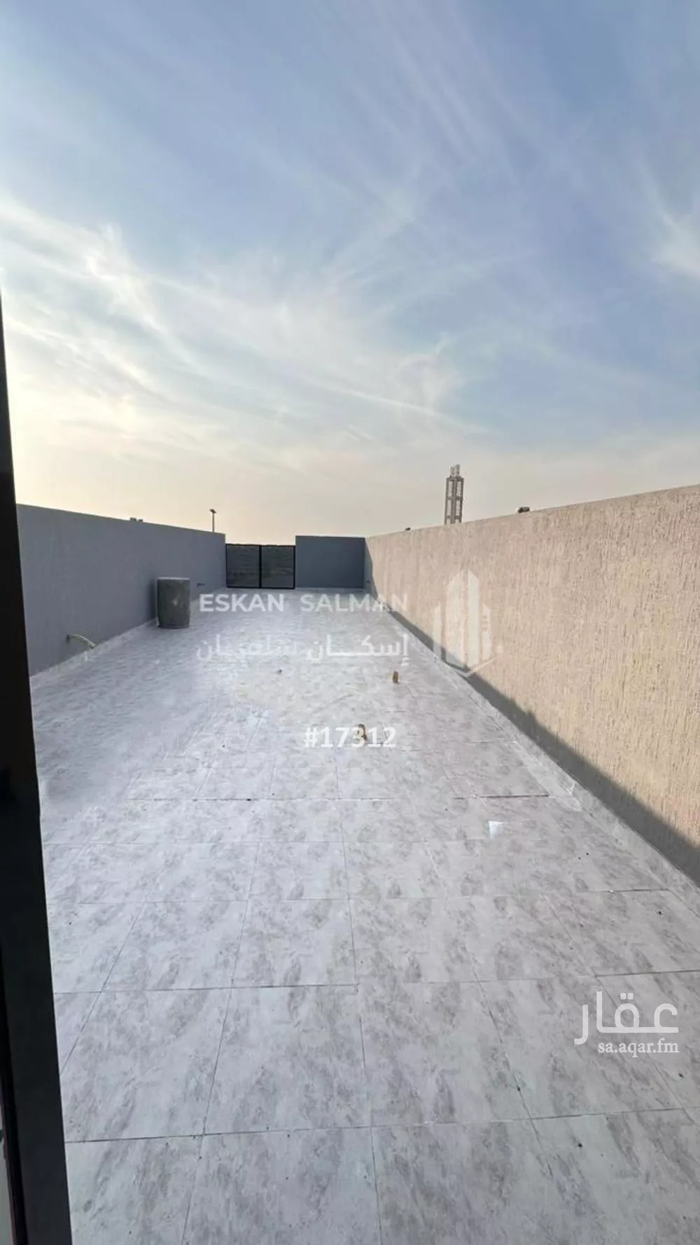 فيلا 7 غرف في العقيق 5