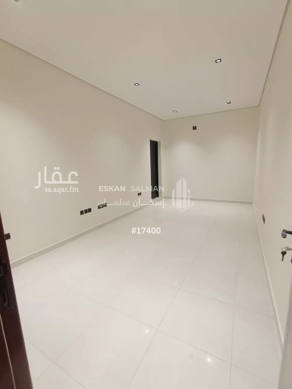5 bedroom floor in Al Janadriyah 3